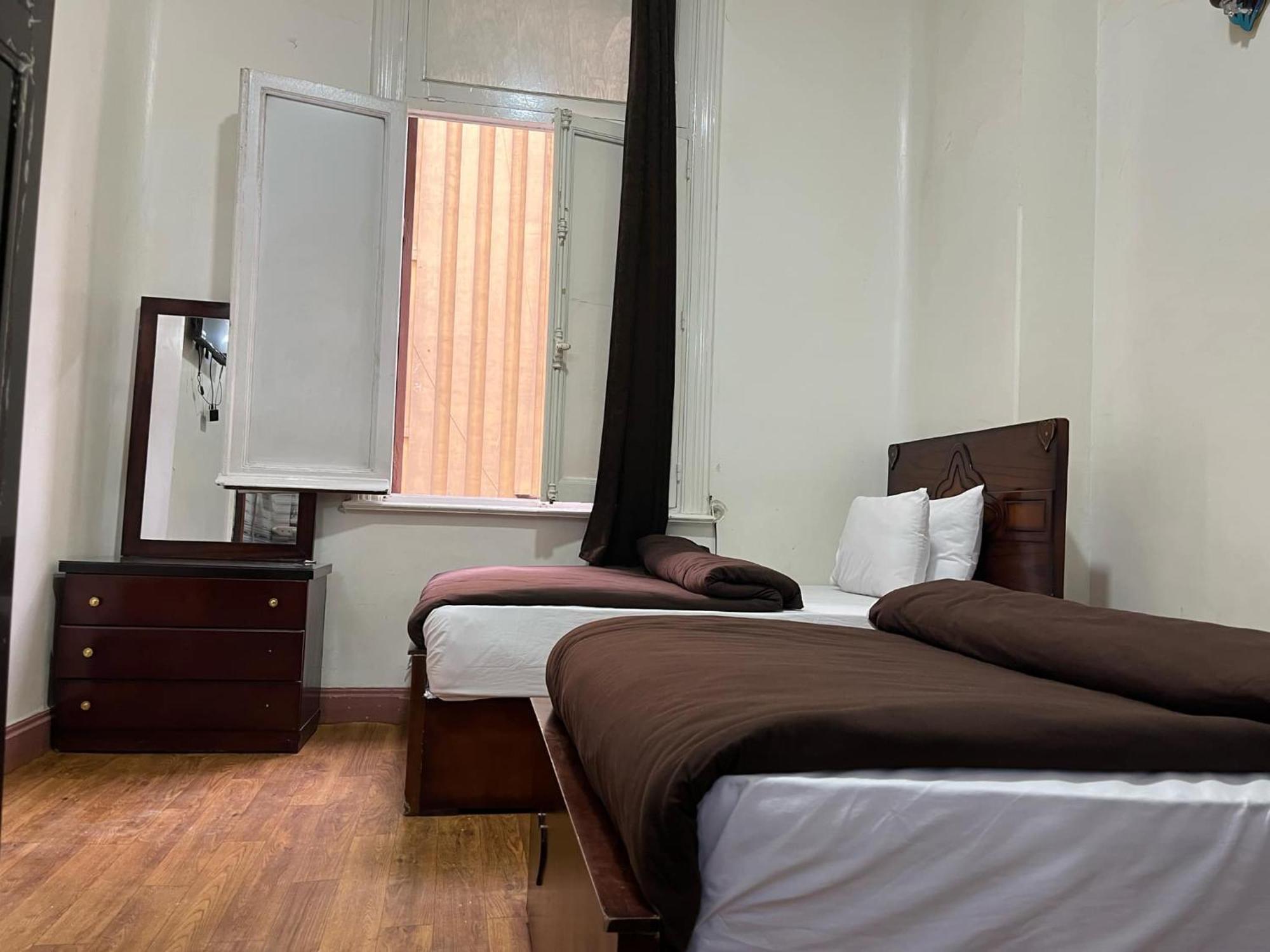 Port Peace Inn Cairo