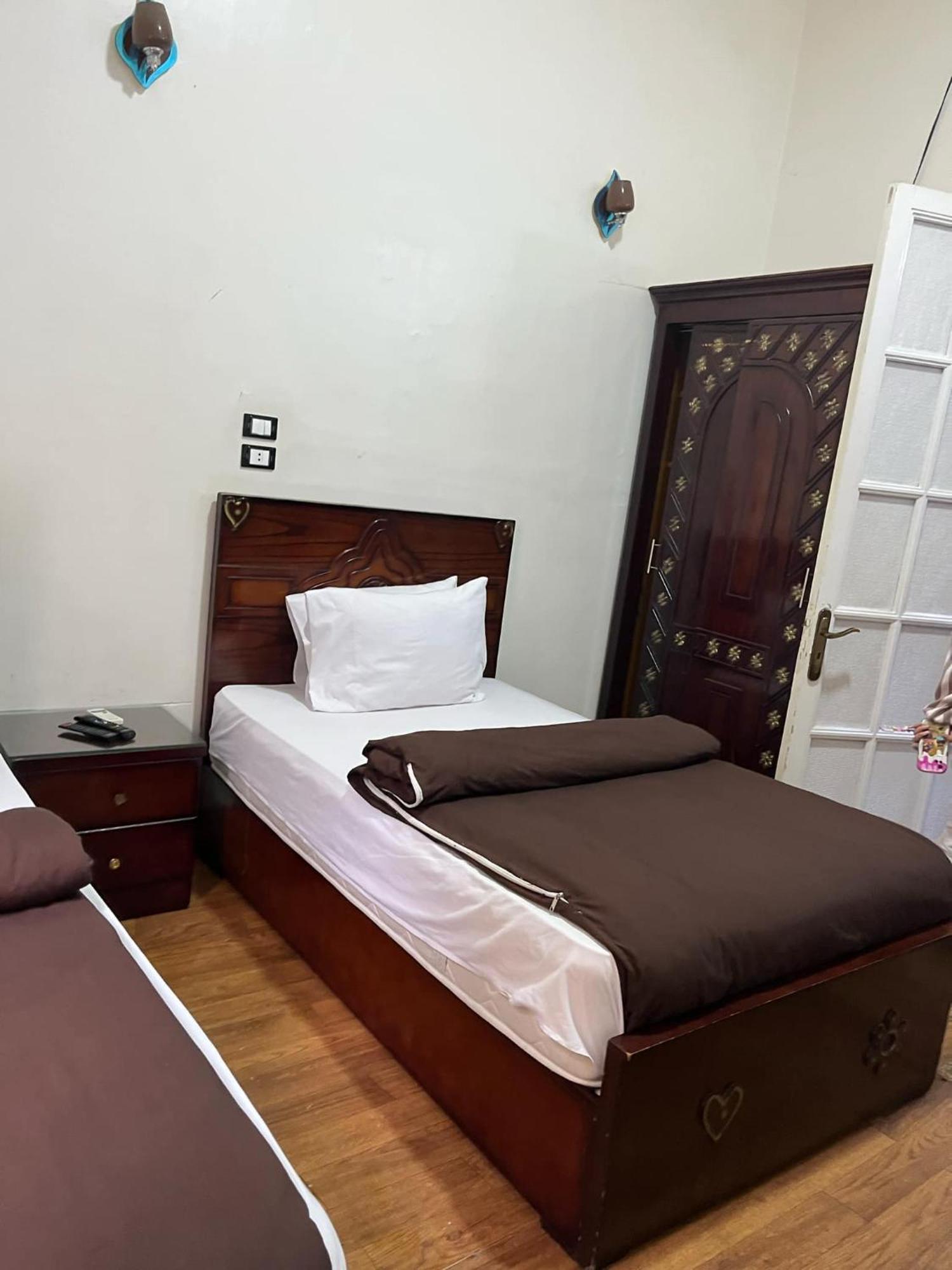 Inn Port Peace Cairo